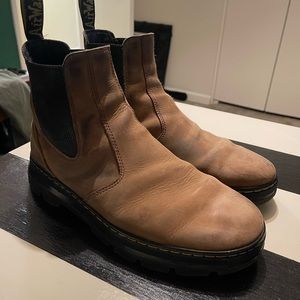 Dr. Martin Doc Martin EMBURY CRAZY HORSE LEATHER CASUAL BOOTS (Chelsea Boot)